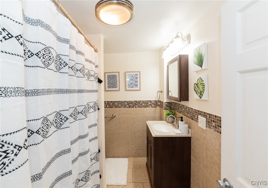 312 Hall Avenue Geddes, NY 13209 - Photo 33 of 39