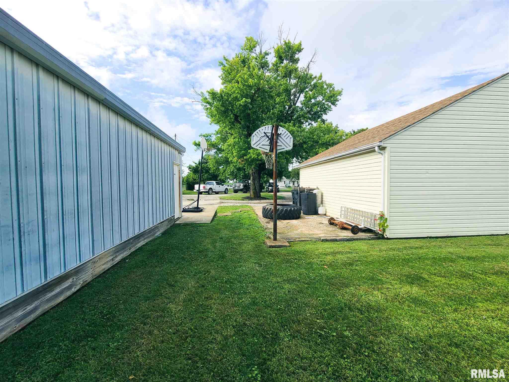 5 Mills Cart Road Salem, IL 62881 - Photo 16 of 49 Gallery Image 16