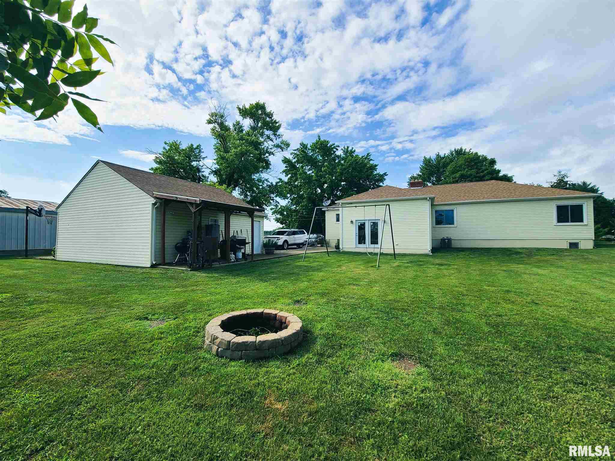5 Mills Cart Road Salem, IL 62881 - Photo 17 of 49 Gallery Image 17