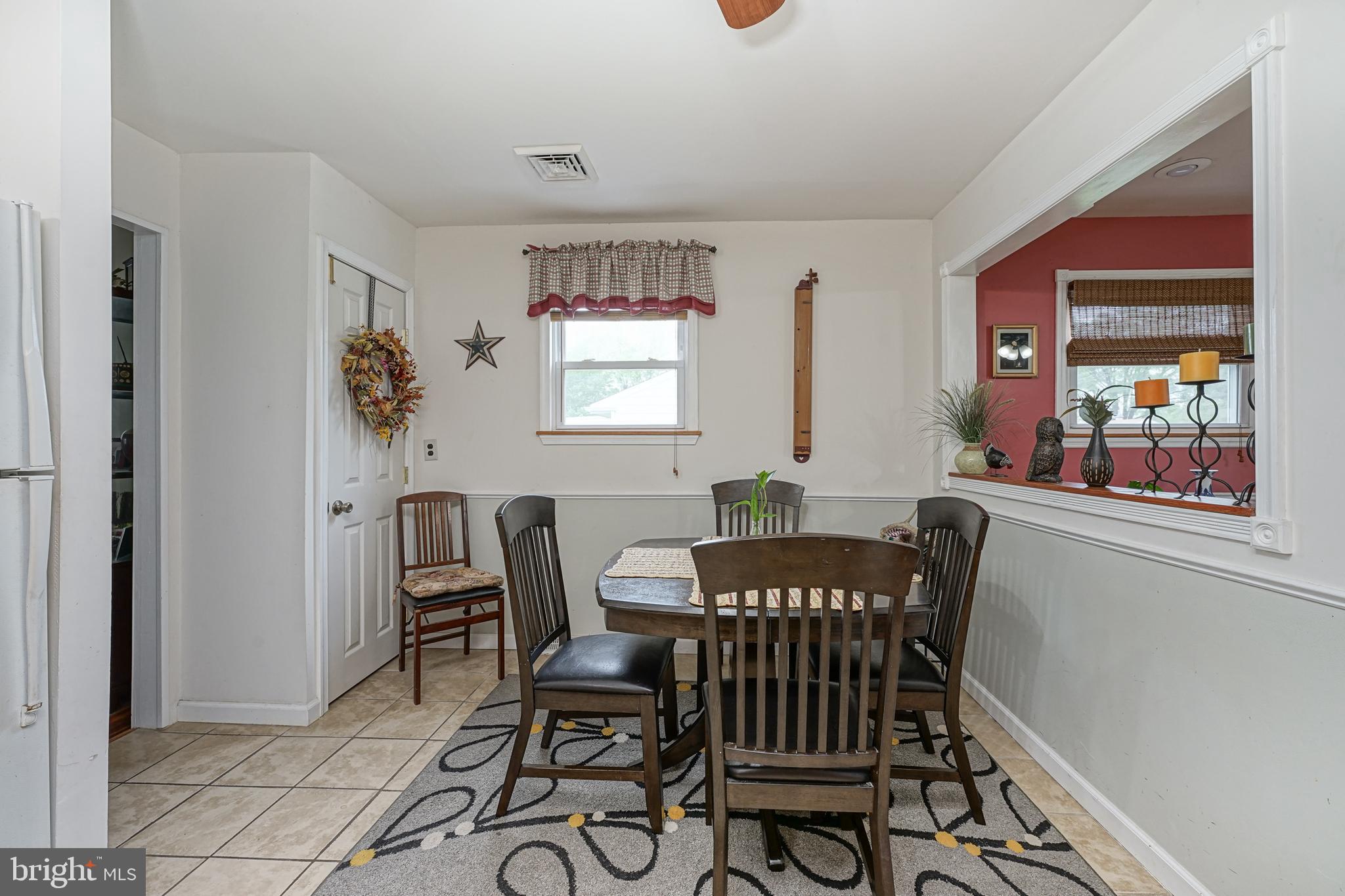 612 Cornwall Road Sewell, NJ 08080 - Photo 11 of 35 Eat In Kitchen