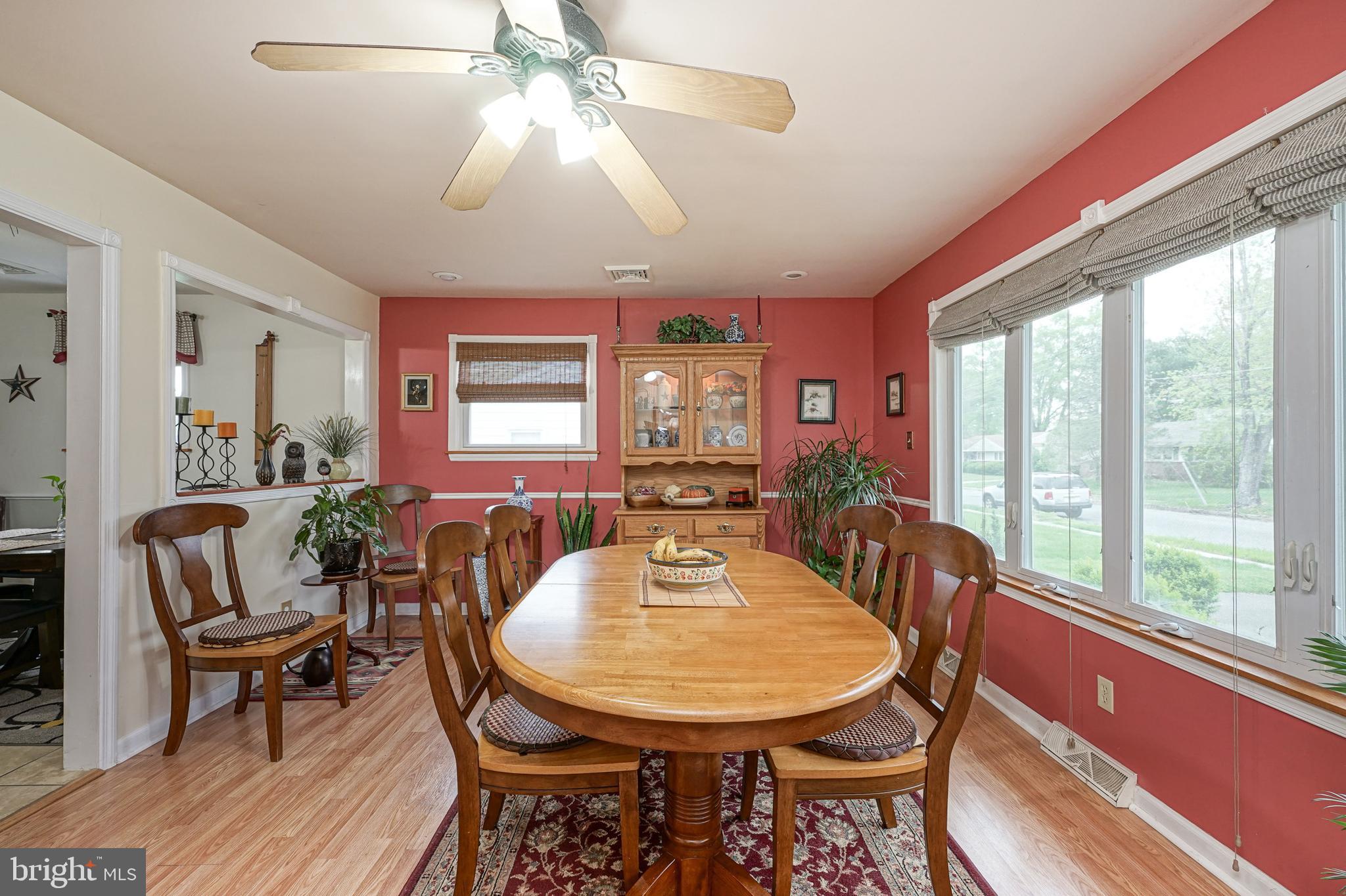 612 Cornwall Road Sewell, NJ 08080 - Photo 3 of 35 Dining Room w/Crown Molding