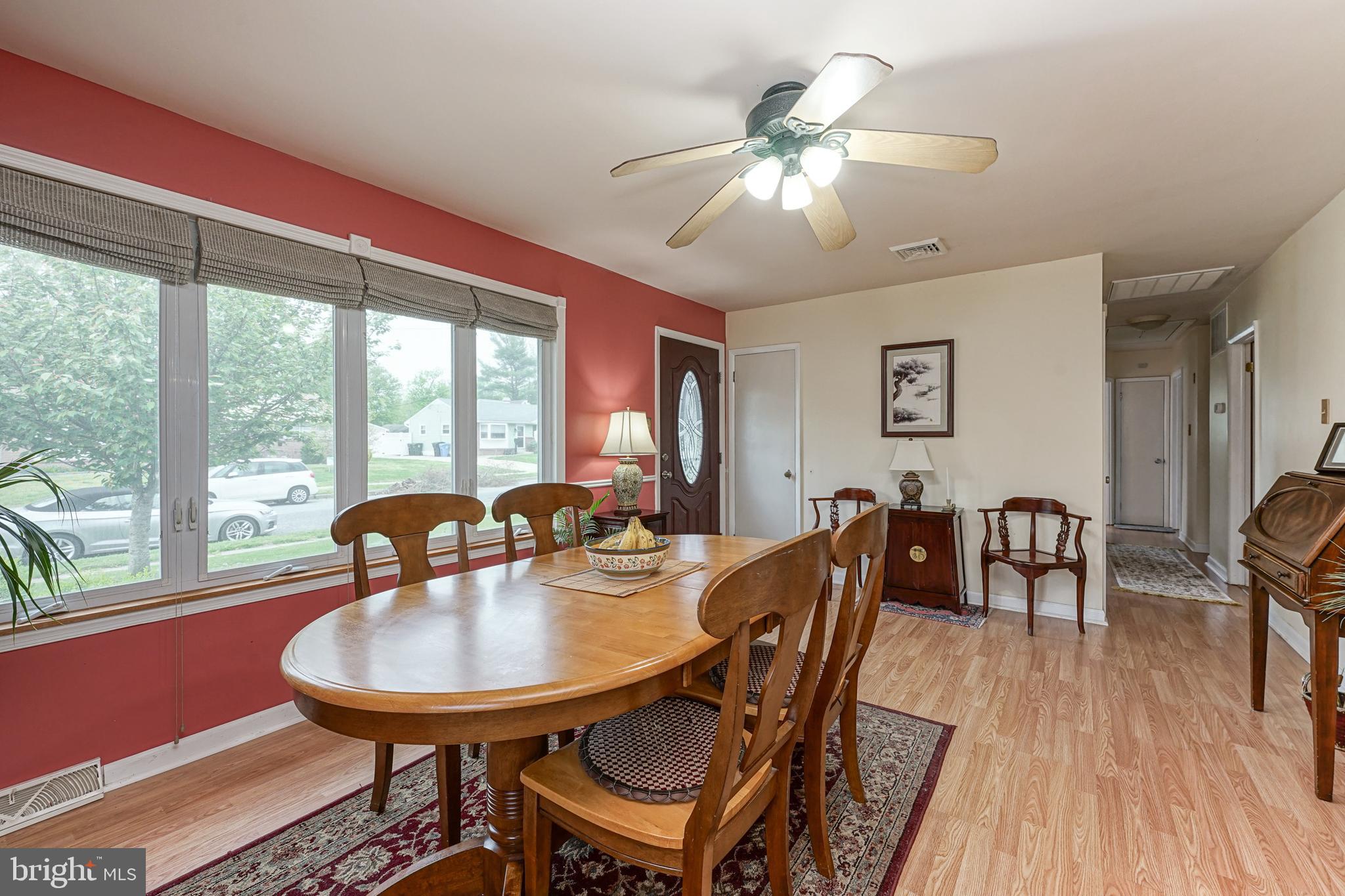 612 Cornwall Road Sewell, NJ 08080 - Photo 5 of 35 Dining Room w/Large Windows
