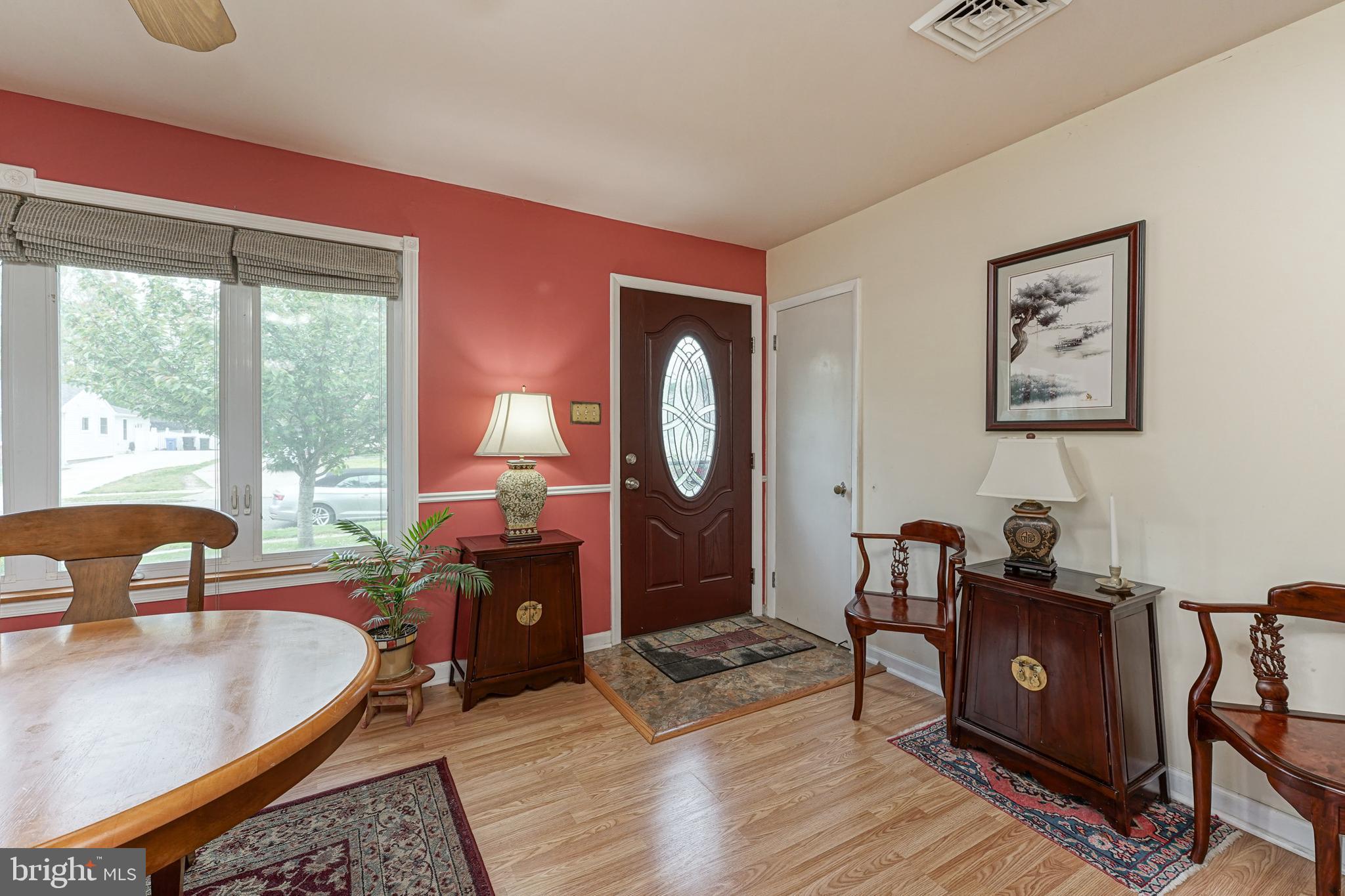 612 Cornwall Road Sewell, NJ 08080 - Photo 6 of 35 Dining Room w/Laminate Flooring
