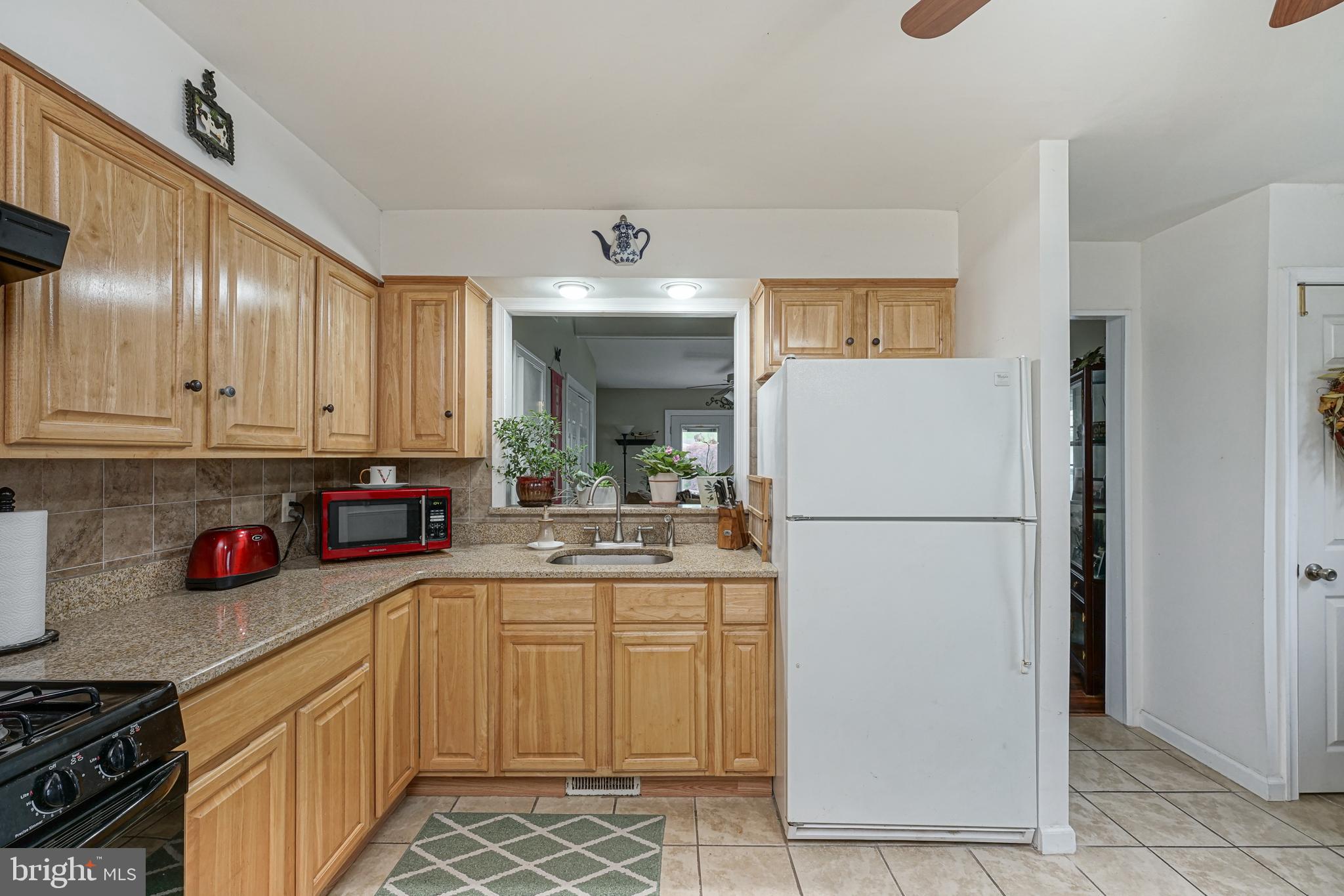 612 Cornwall Road Sewell, NJ 08080 - Photo 10 of 35