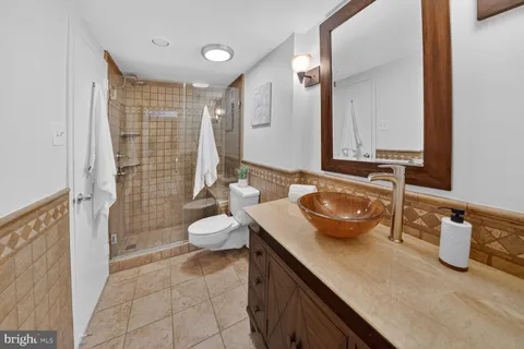 $295,000 | 5500 Friendship Boulevard, Unit 827N, Chevy Chase, MD 20815