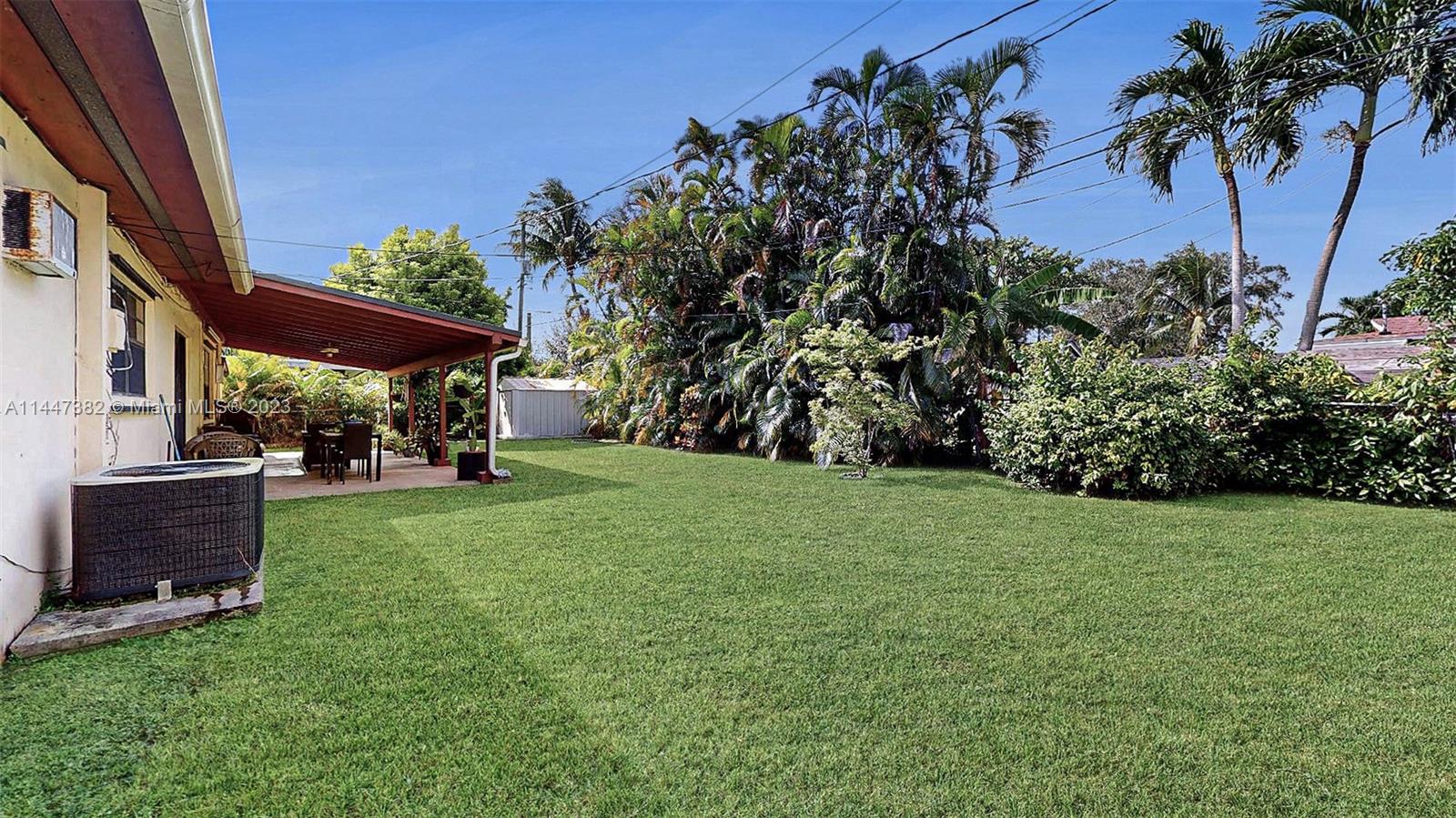 9815 Southwest 77th Street Miami, FL 33173 - Photo 29 of 30 a view of a backyard