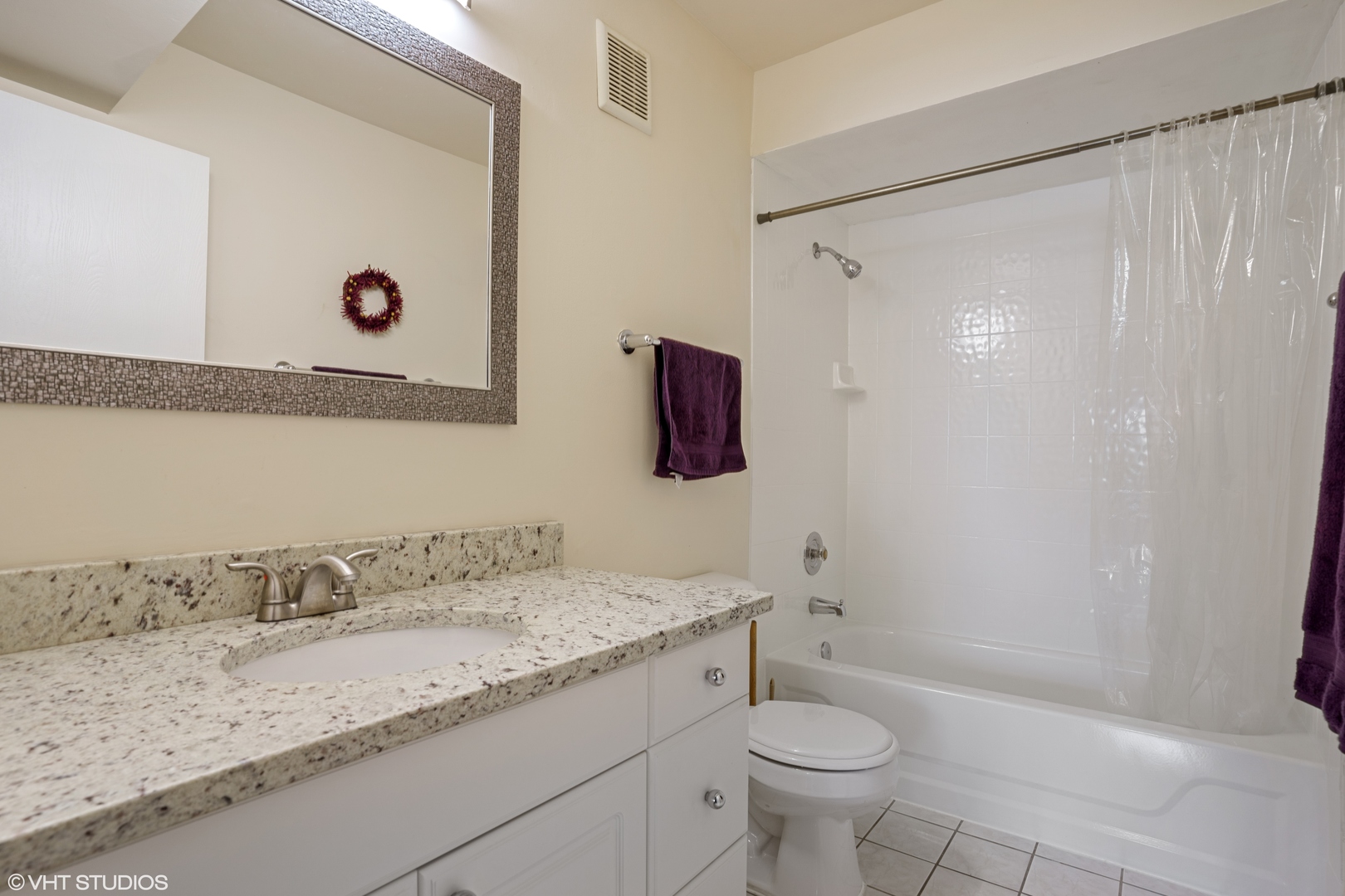 729 Limerick Lane, Unit 1B Schaumburg, IL 60193 - Photo 9 of 14