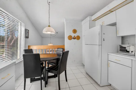 $240,000 | 10279 North Circle Lake Drive, Unit 202, Boynton Beach, FL 33437