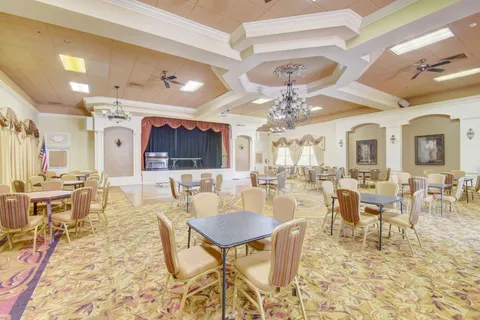 $240,000 | 10279 North Circle Lake Drive, Unit 202, Boynton Beach, FL 33437