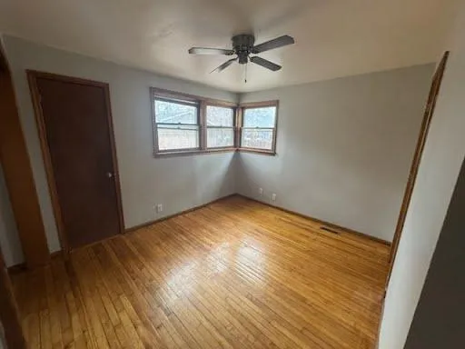 $300,000 | 216 5th Avenue South, South St. Paul, MN 55075