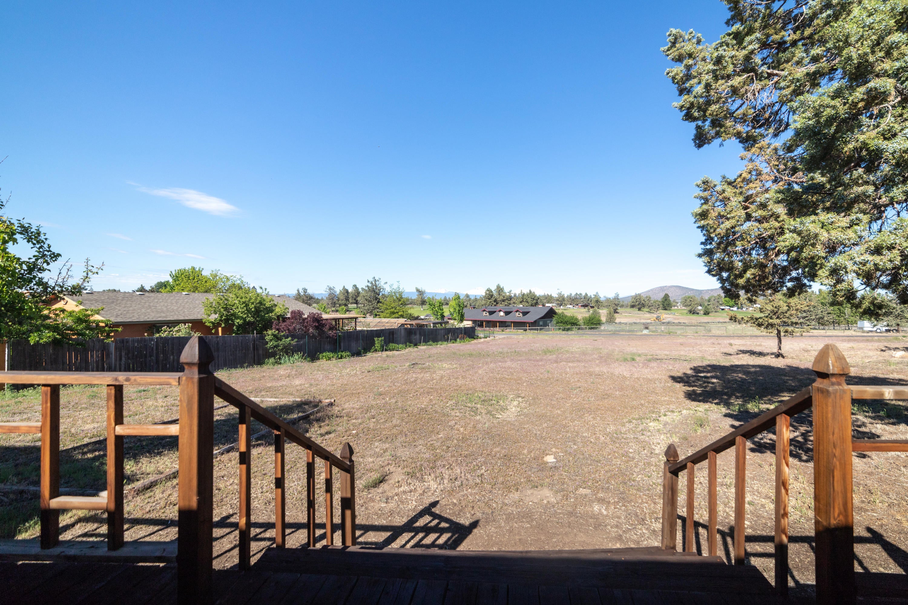 3377 Southwest 46th Street Redmond, OR 97756 - Photo 27 of 34 PhotoMyListing-25