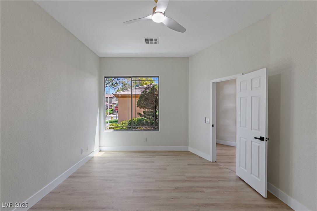 17 Winding Road Henderson, NV 89052 - Photo 11 of 94