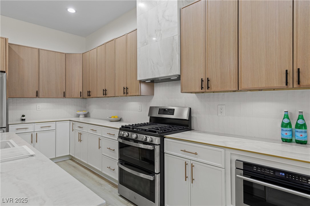 17 Winding Road Henderson, NV 89052 - Photo 24 of 94