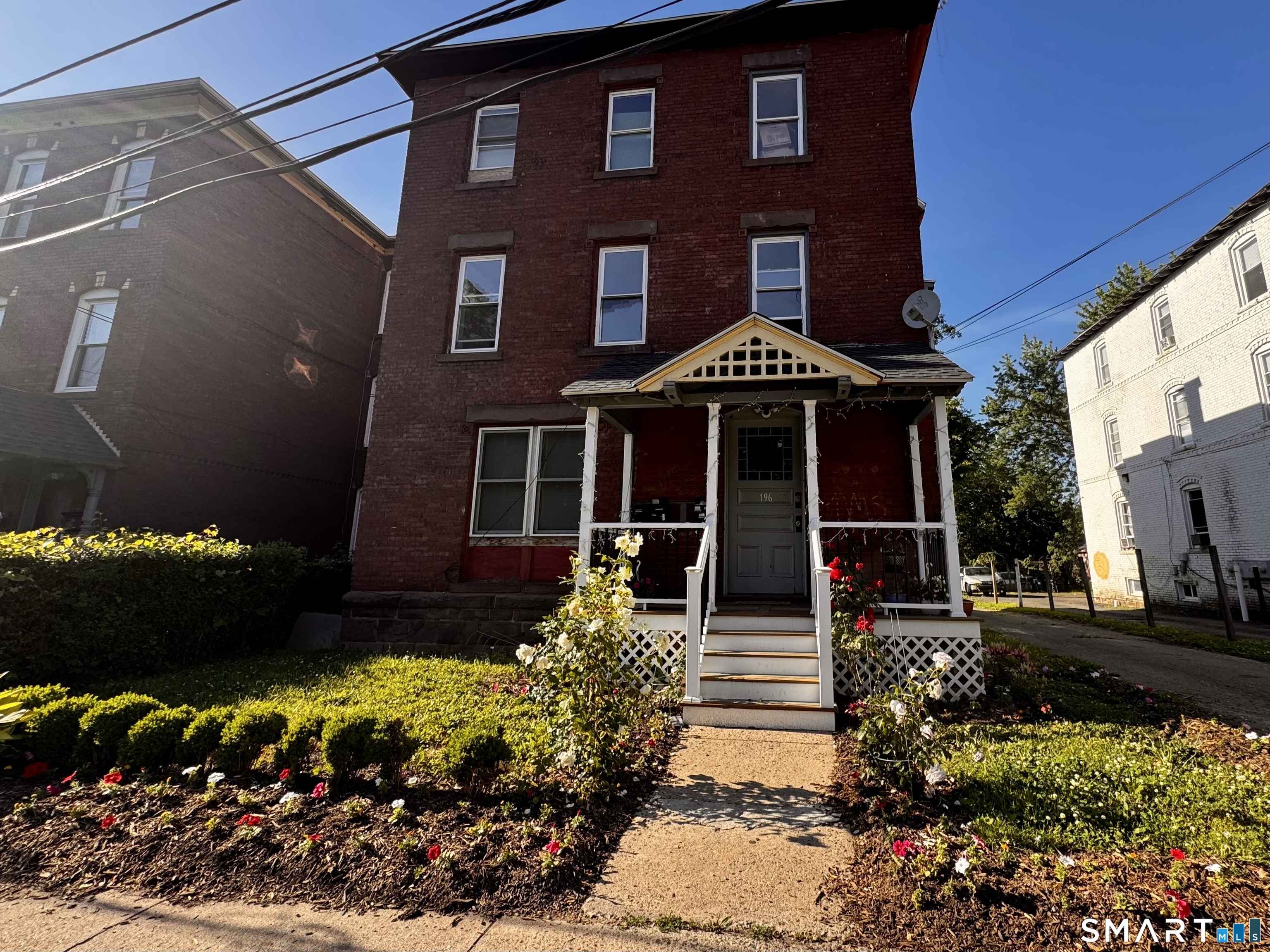 196 Russ Street Hartford, CT 06106 - Photo 10 of 22
