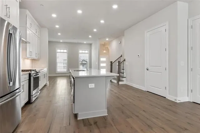 $4,600 | 4317 Parkside Place, Atlanta, GA 30342