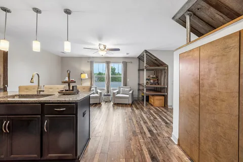 $585,000 | 5676 State Highway 48, Cumberland Furnace, TN 37051
