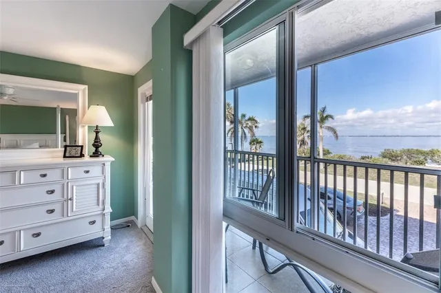 $4,000 | 1477 Park Beach Circle, Unit 11, Punta Gorda, FL 33950