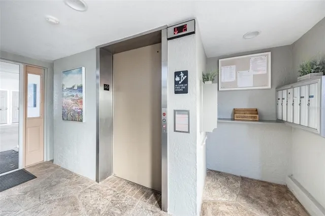 $4,000 | 1477 Park Beach Circle, Unit 11, Punta Gorda, FL 33950