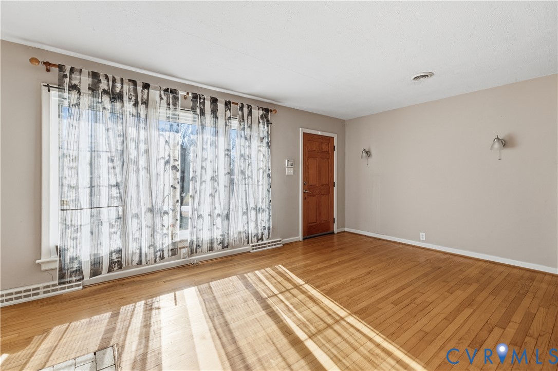 3122 Comet Road Henrico, VA 23294 - Photo 4 of 25 Gallery Image 4
