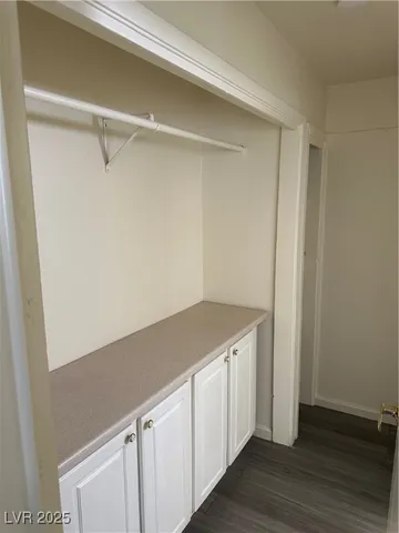 $975 | 231 North 14th Street, Unit D, Las Vegas, NV 89101