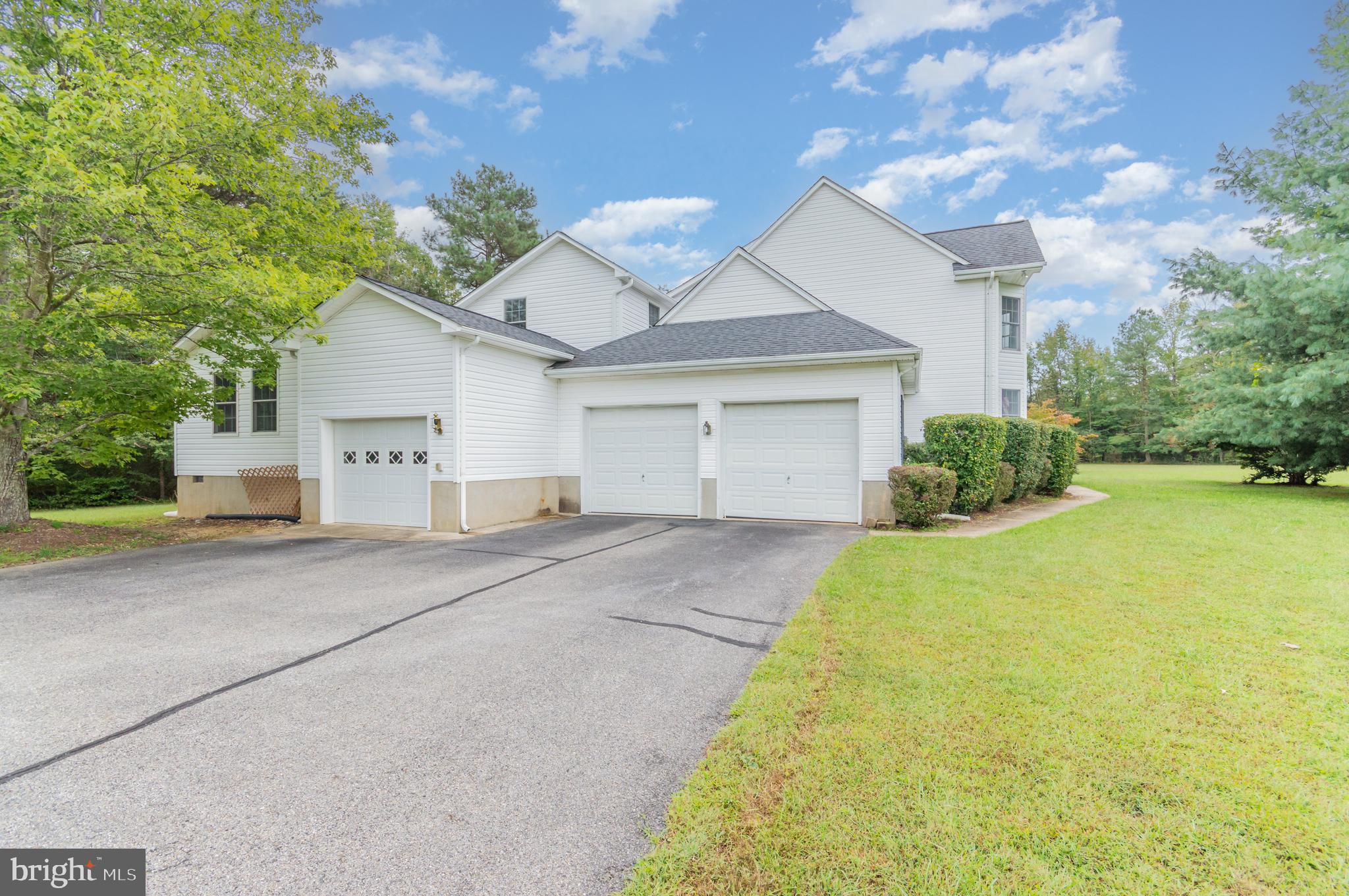 4254 Ridgeway Drive Brandywine, MD 20613 - Photo 4 of 58 Gallery Image 4