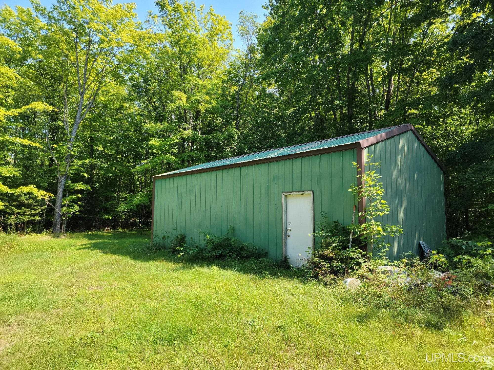 7014 West Co Road Manistique, MI 49854 - Photo 16 of 25