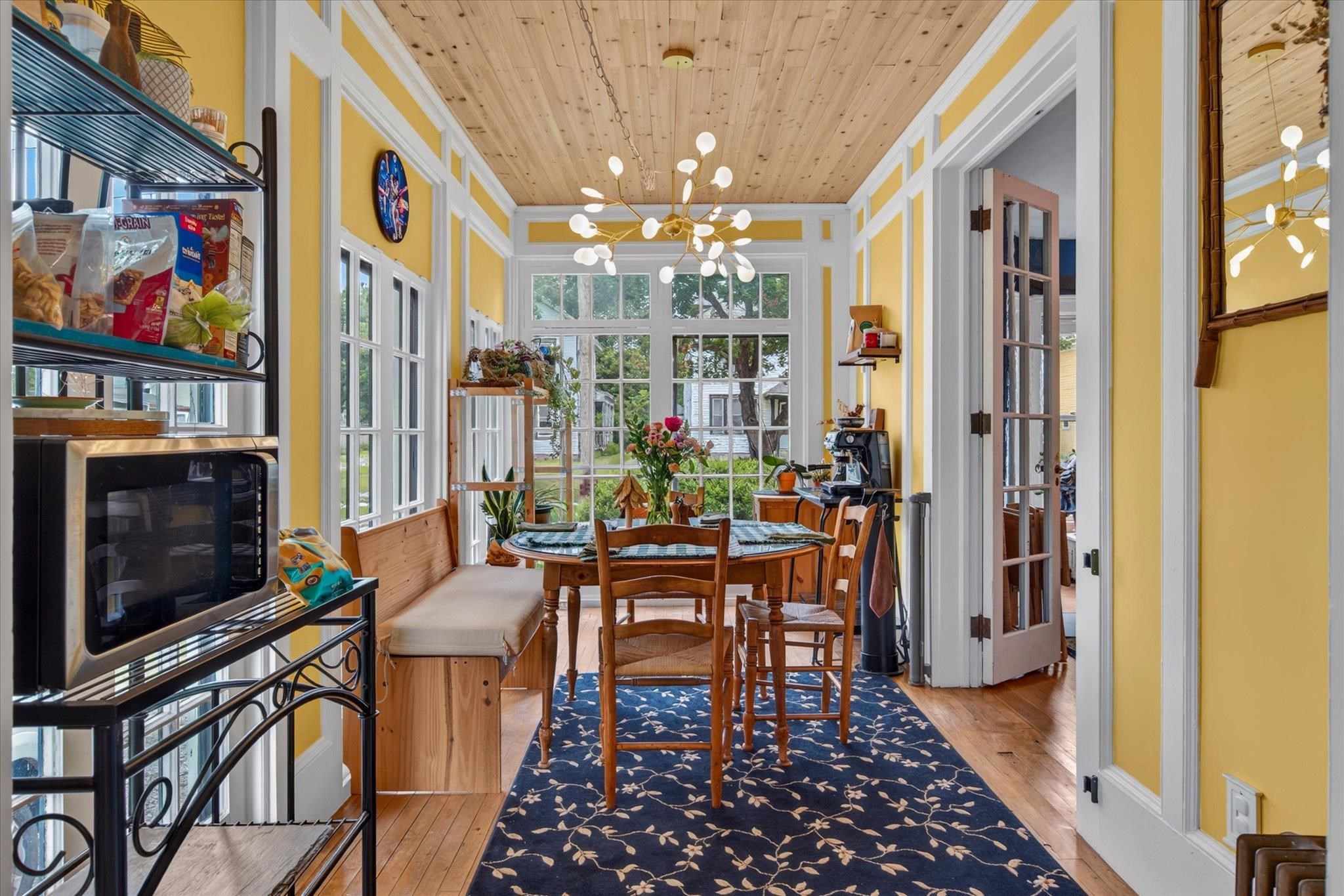 96 Park Avenue Rutland, VT 05701 - Photo 4 of 45