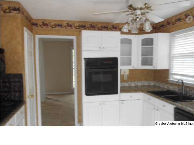 1337 3rd Avenue Southwest Alabaster, AL 35007 - Photo 3 of 13