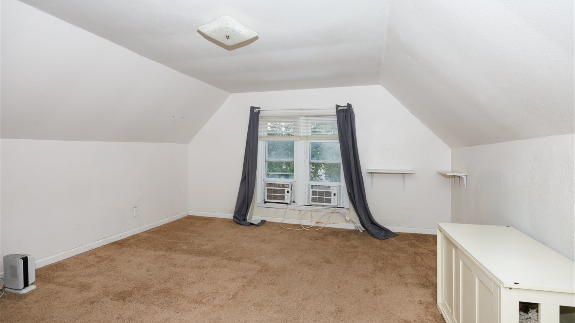 802 South Madison Street Bloomington, IL 61701 - Photo 27 of 33