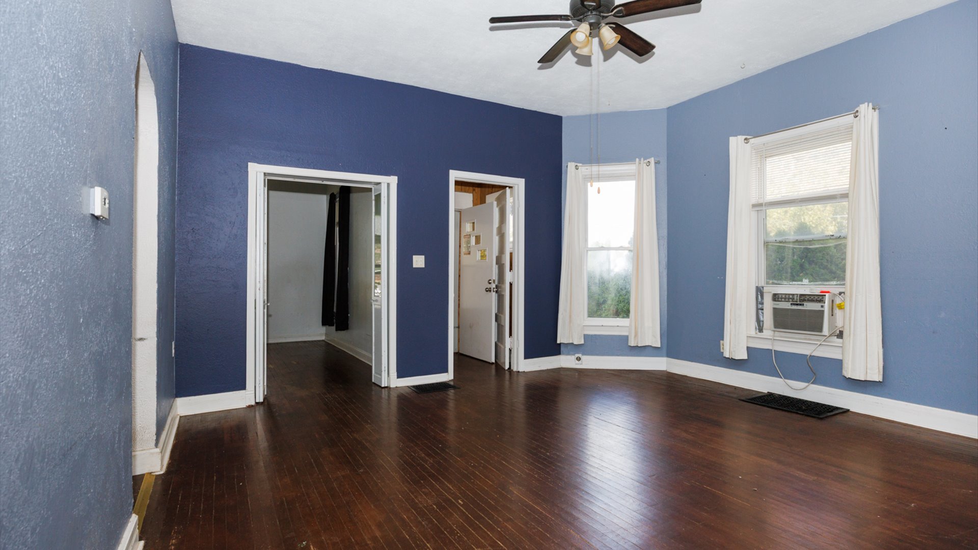 802 South Madison Street Bloomington, IL 61701 - Photo 8 of 33