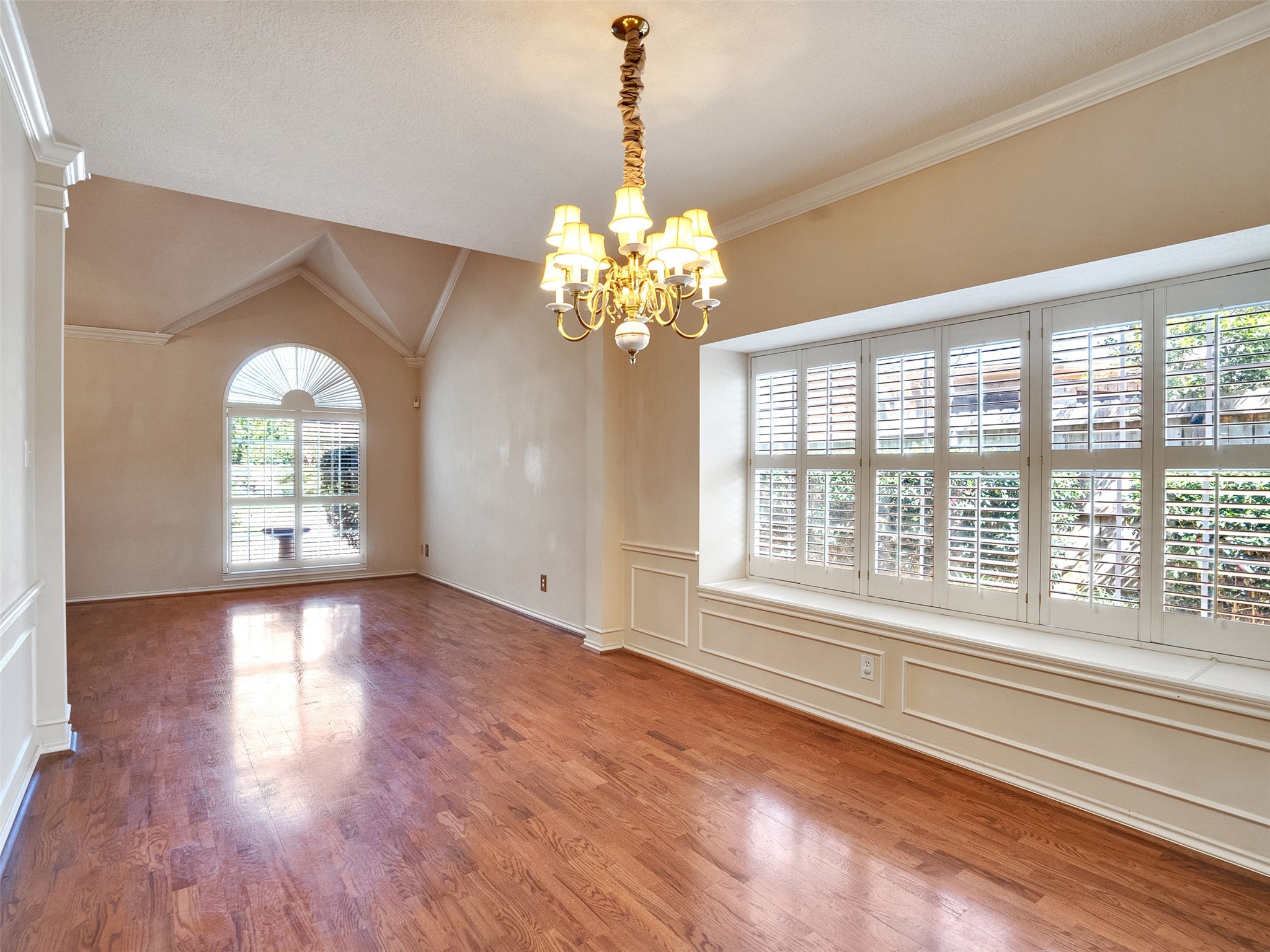 16735 Manningtree Lane Spring, TX 77379 - Photo 18 of 47 don't miss the gorgeous plantations shutters