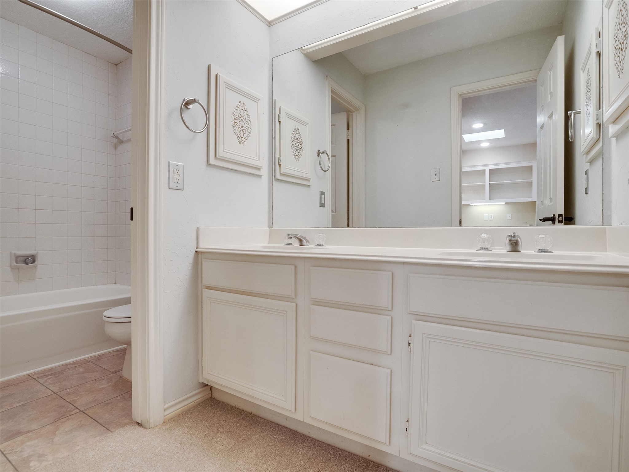 16735 Manningtree Lane Spring, TX 77379 - Photo 37 of 47 upstairs full bathroom