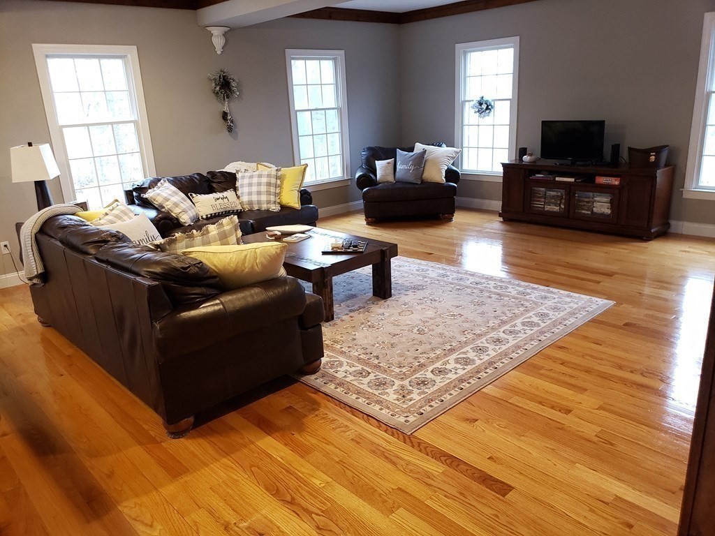 28 Greenwood Road Hopkinton, MA 01748 - Photo 14 of 42 Gallery Image 14