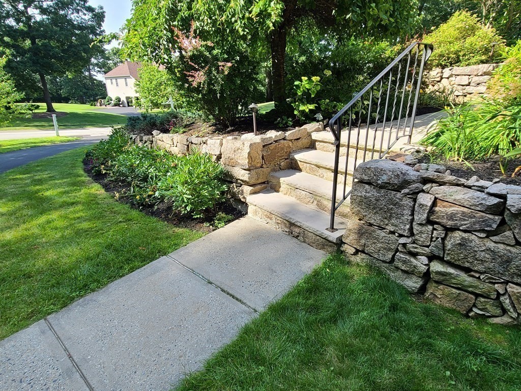 28 Greenwood Road Hopkinton, MA 01748 - Photo 41 of 42 Gallery Image 41