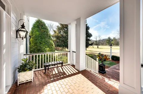 $3,438,000 | 402 Granny White Pike, Brentwood, TN 37027