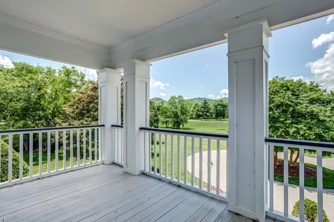 $3,438,000 | 402 Granny White Pike, Brentwood, TN 37027