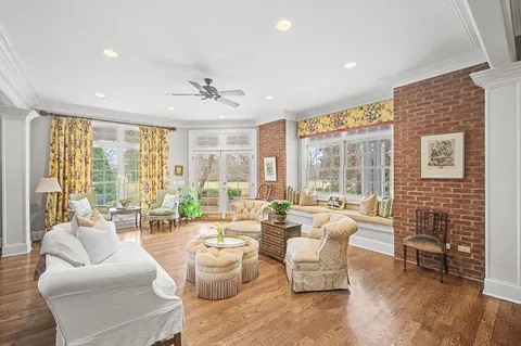 $3,438,000 | 402 Granny White Pike, Brentwood, TN 37027