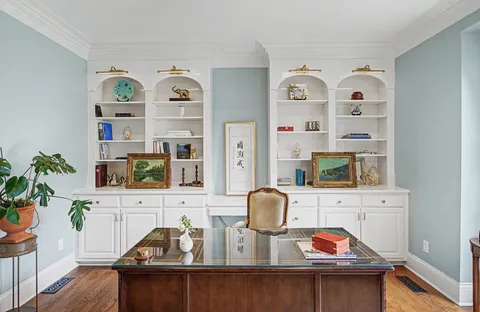 $3,438,000 | 402 Granny White Pike, Brentwood, TN 37027