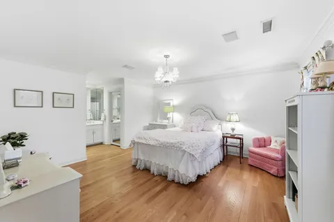 $3,438,000 | 402 Granny White Pike, Brentwood, TN 37027