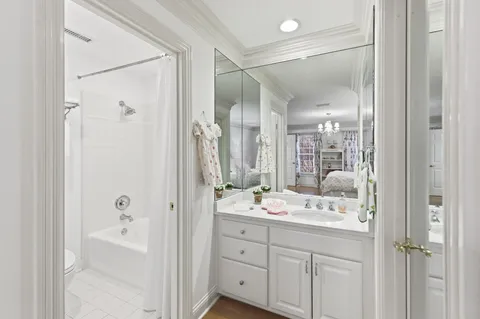 $3,438,000 | 402 Granny White Pike, Brentwood, TN 37027