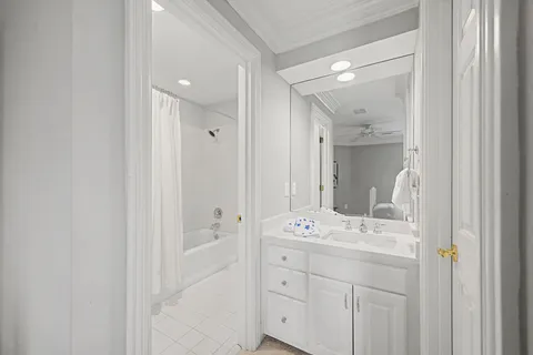 $3,438,000 | 402 Granny White Pike, Brentwood, TN 37027