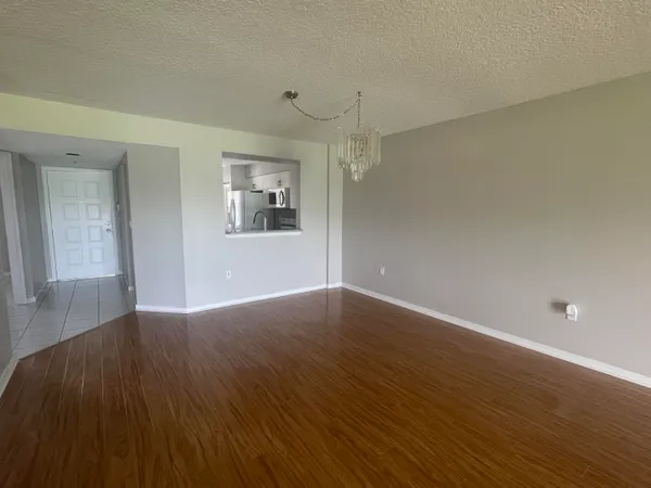 $2,900 | 5952 Regal Glen Drive, Unit 103, Boynton Beach, FL 33437