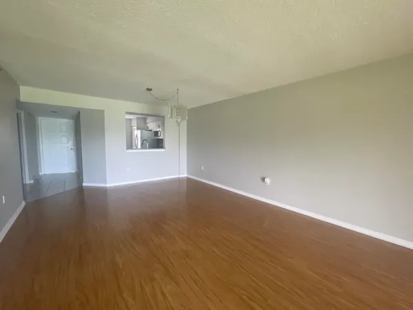 $2,900 | 5952 Regal Glen Drive, Unit 103, Boynton Beach, FL 33437