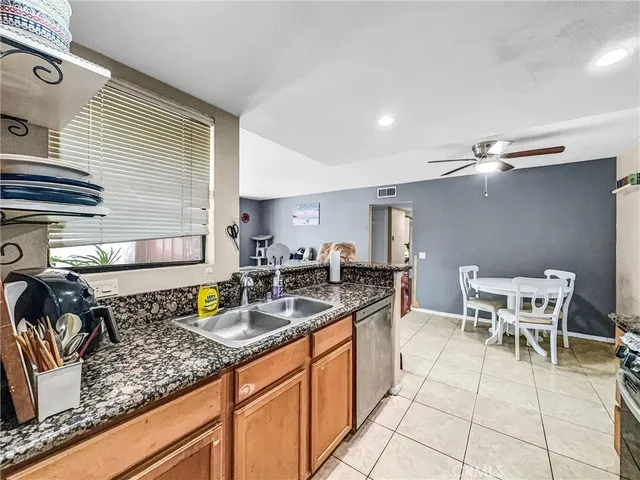 $325,000 | 1315 Massachusetts Avenue, Unit 204, Riverside, CA 92507