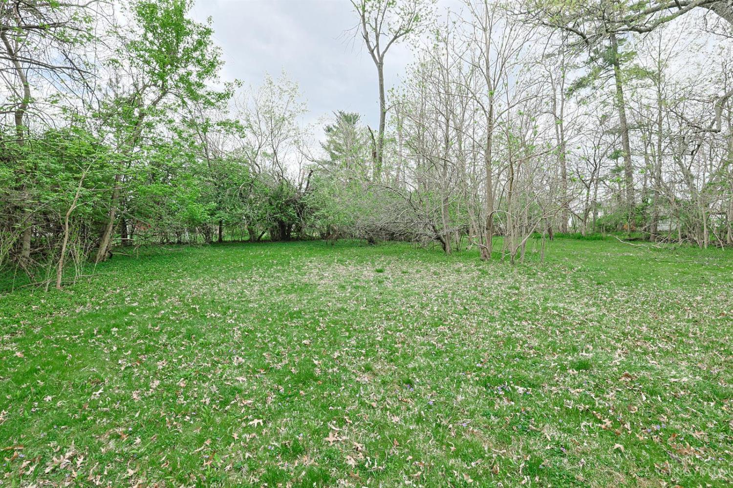 4555 Elizabeth Street Cincinnati, OH 45242 - Photo 8 of 12