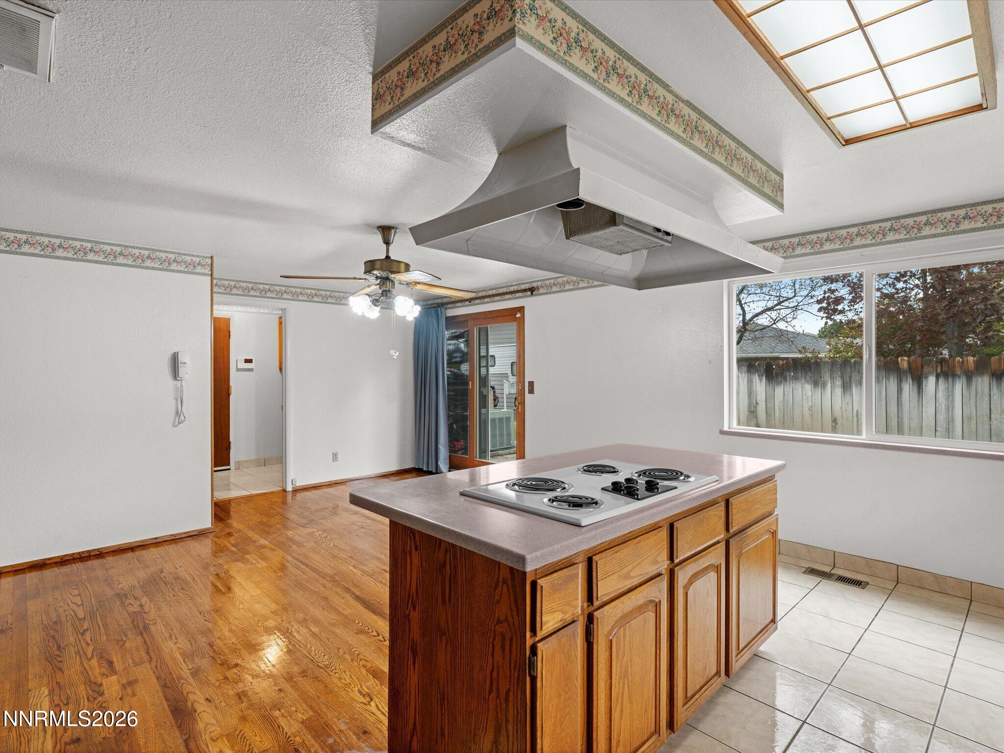 3370 Shawnee Circle Reno, NV 89502 - Photo 13 of 61 19-3370 Shawnee-126