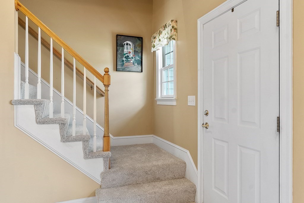 24 Highland Road, Unit 24 Westford, MA 01886 - Photo 3 of 42