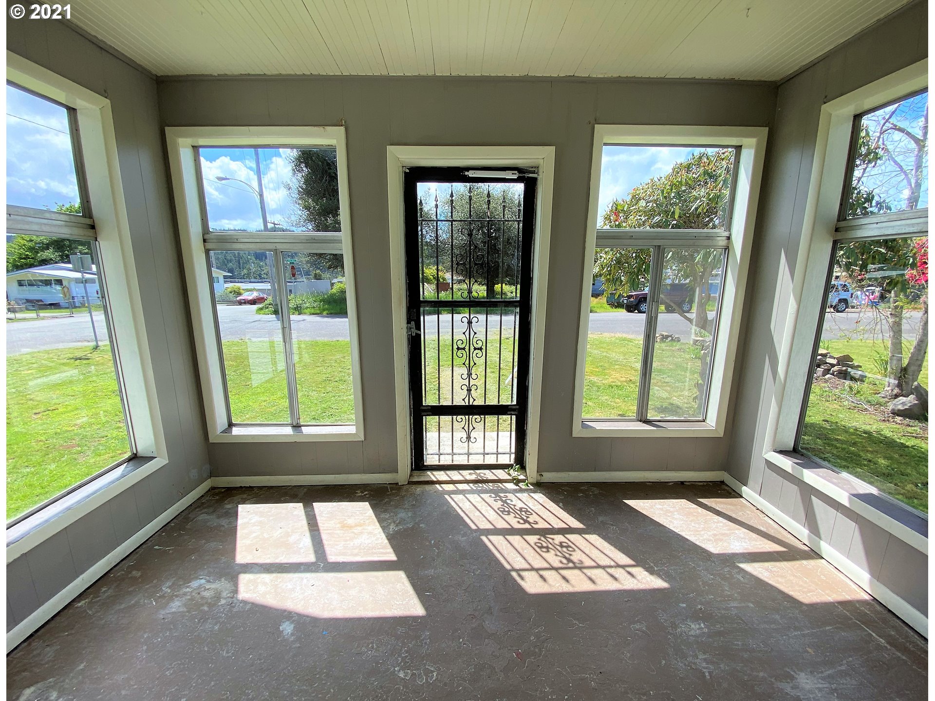 1807 Fir Avenue Reedsport, OR 97467 - Photo 7 of 25 Gallery Image 7