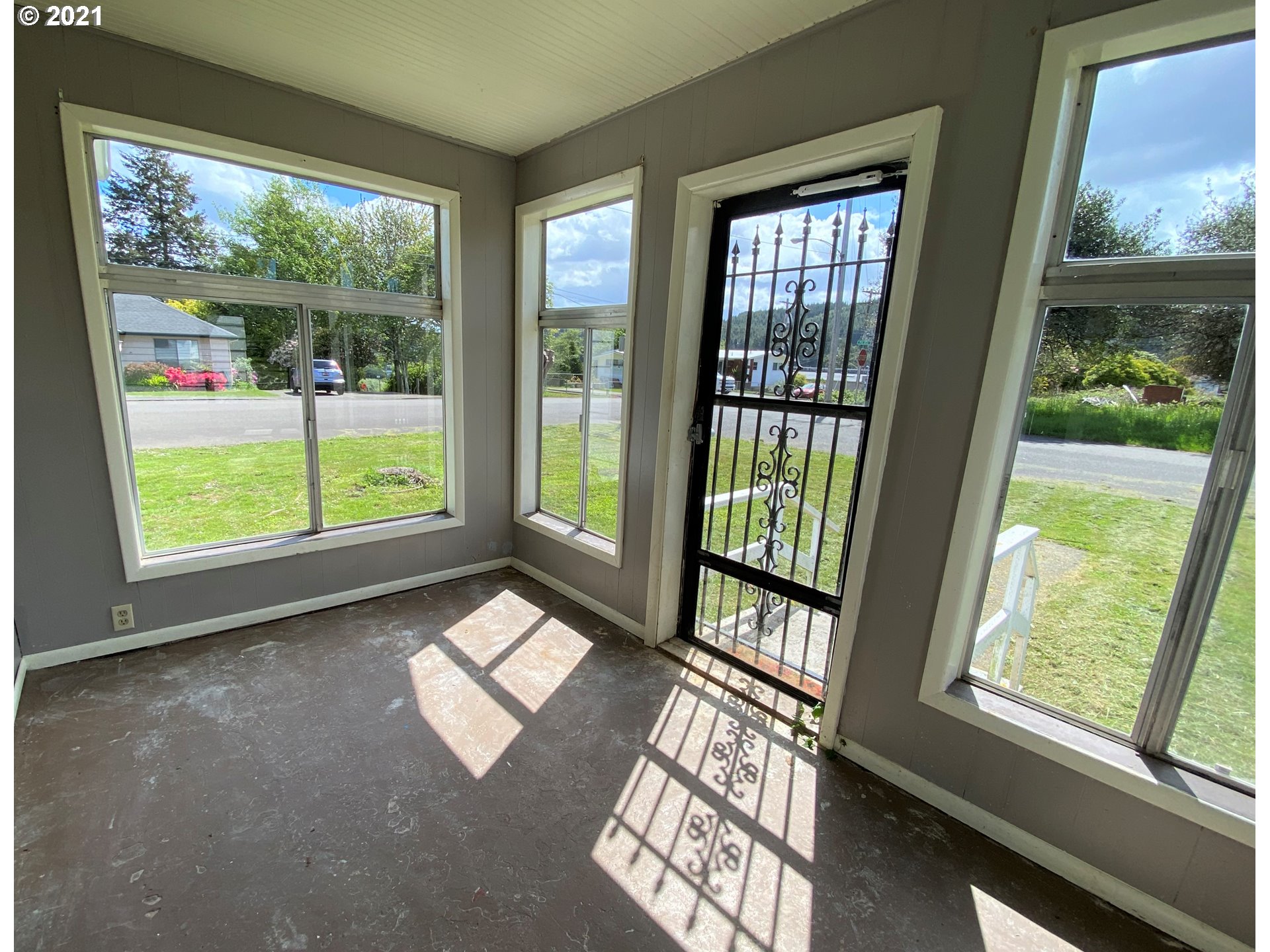 1807 Fir Avenue Reedsport, OR 97467 - Photo 8 of 25 Gallery Image 8