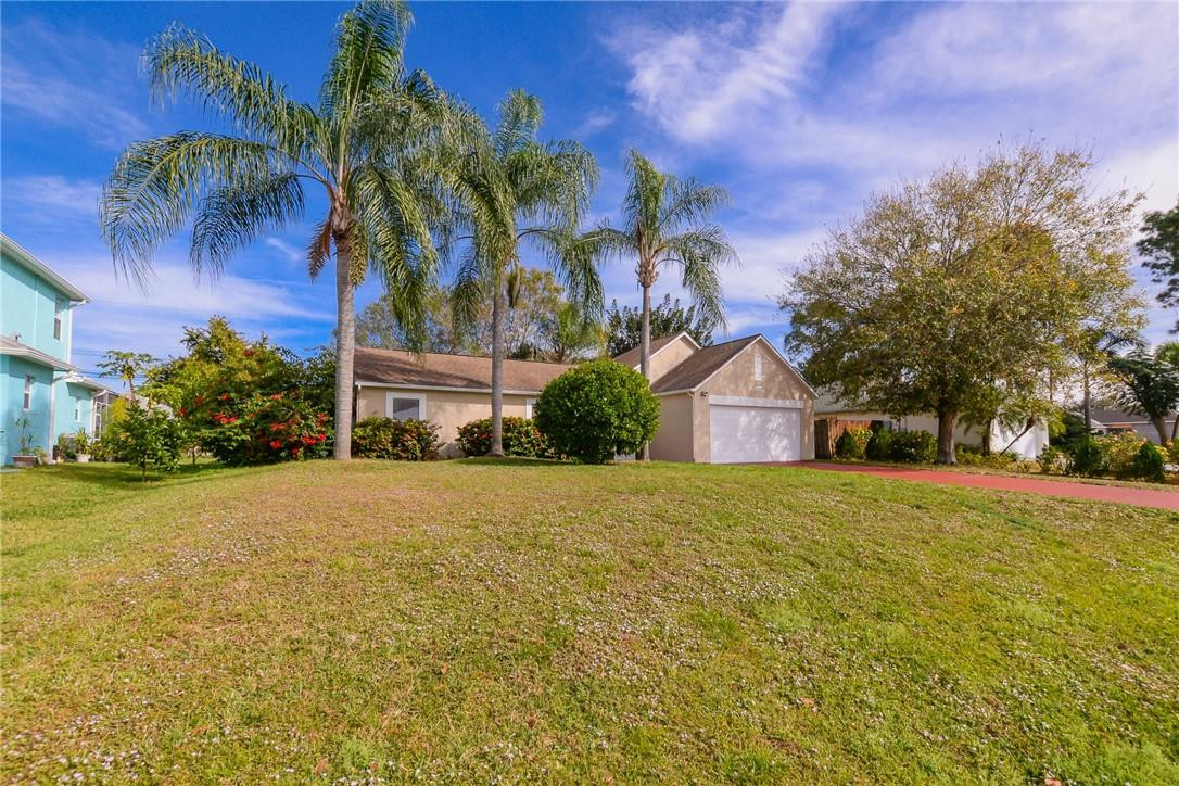 2543 Southwest Dalpina Road Port St. Lucie, FL 34953 - Photo 3 of 26 Photo 3